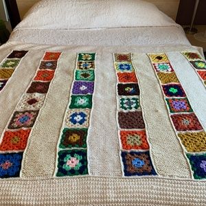 Vintage handmade Granny square throw blanket